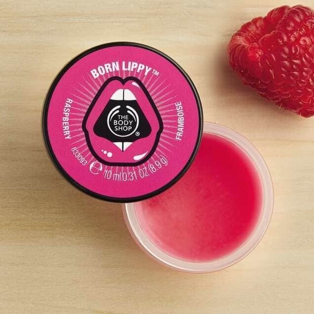 the-body-shop-lip-balm-born-lippy-raspberry-3 (1) Body Shop Born Lippi - Raspberry